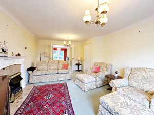 Lounge- click for photo gallery